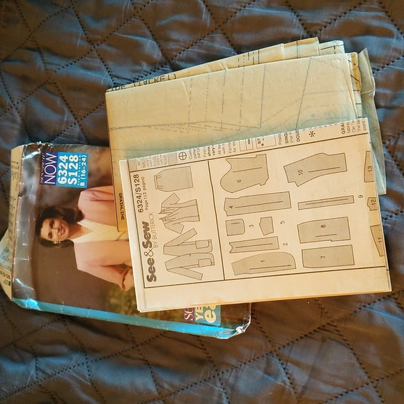 Butterick See & Sew Easy Sewing Pattern Jacket, Skirt and Blouse - Picture 4 of 4